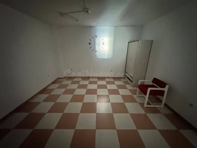 Local muy económico en felipe trigo de 150 m2 — 6