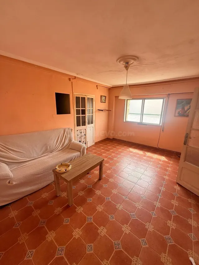 ¡GRAN OPORTUNIDAD! PISO DE PUEBLO TRES ALTURAS