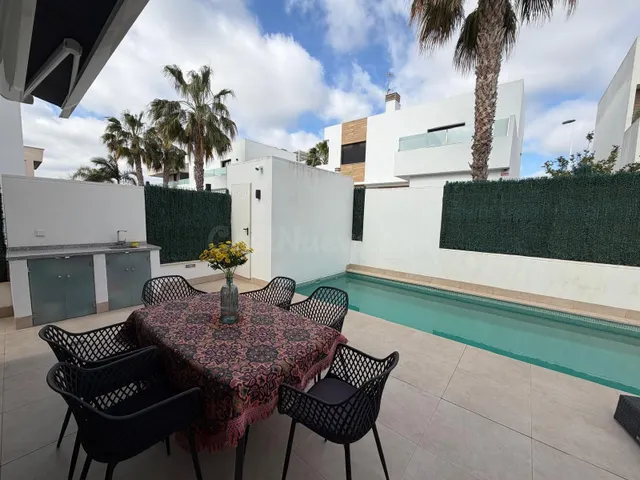 Preciosa casa en zona Lo Pagan,Espera a ti!