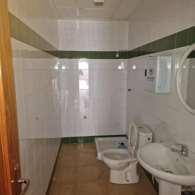 LOCAL COMERCIAL FRENTE A COLEGIO SANTO DOMINGO - ORIHUELA - — 15