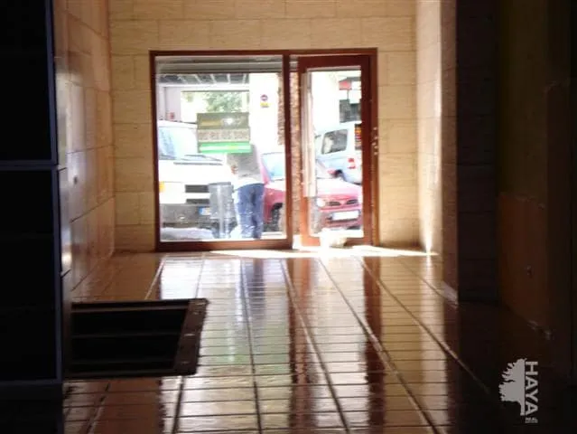 Local comercial en Gandia - foto 2
