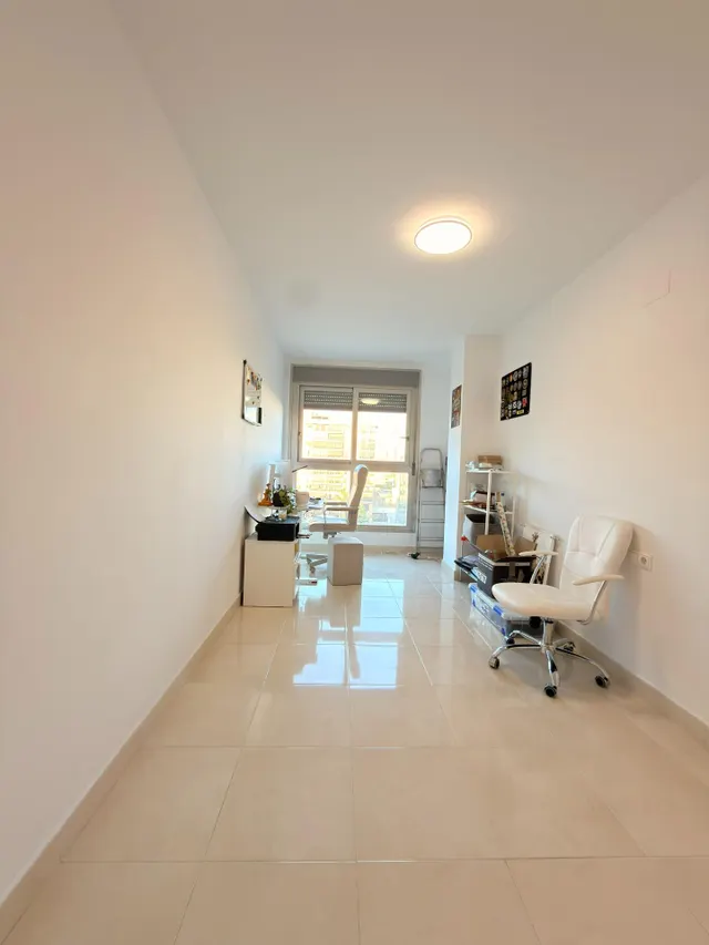 Estupendo piso para entrar a vivir. Zona Benisaudet. — 16