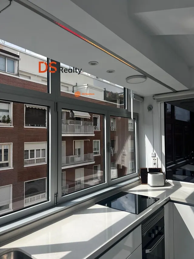 PISO EN ALQUILER EN CALLE GENERAL ORAA — 25