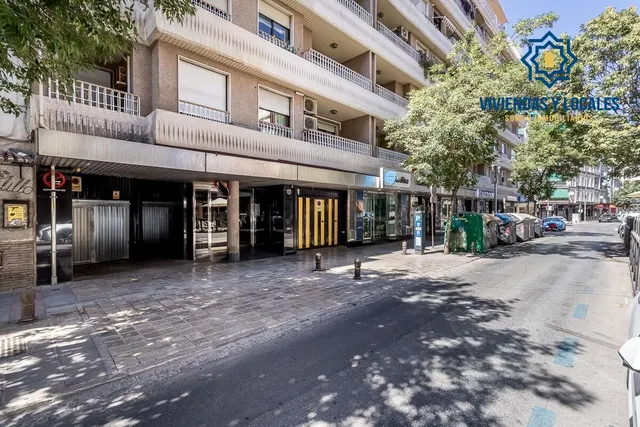 PLAZA DE GARAJE JUNTO A RECOGIDAS — 8