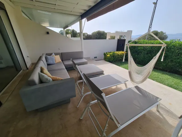 Alquiler temporal: Chalet en primera línea en Son Verí con vistas al mar — 2