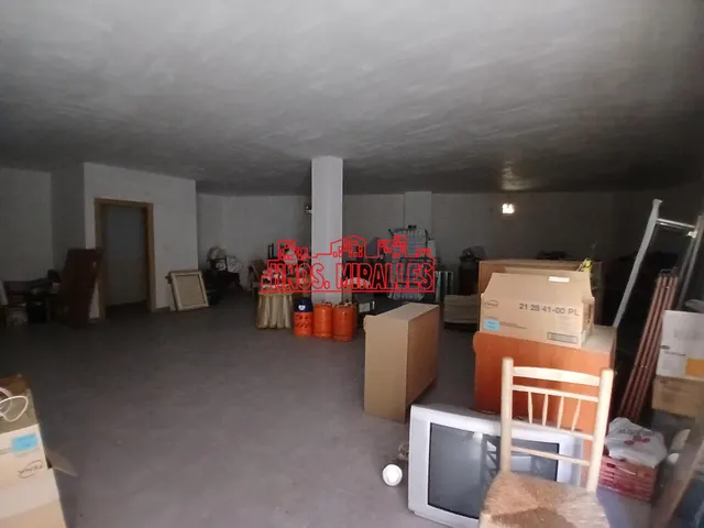 ¡¡ ESTUPENDO LOCAL EN EL CENTRO DE ASPE !! — 2
