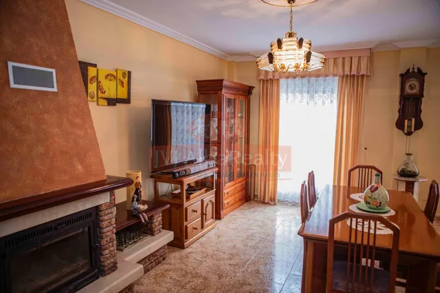 EN VENTA CASA O CHALET INDEPENDIENTE EN ZONA SAN PABLO. — 6