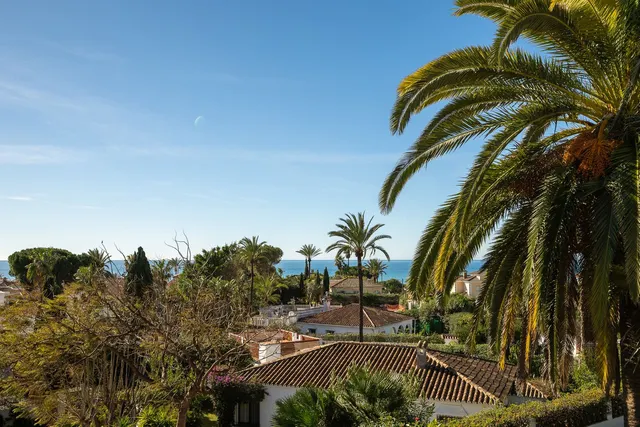 Chalet 3 habitaciones 368m² en venta - Marbella — 50