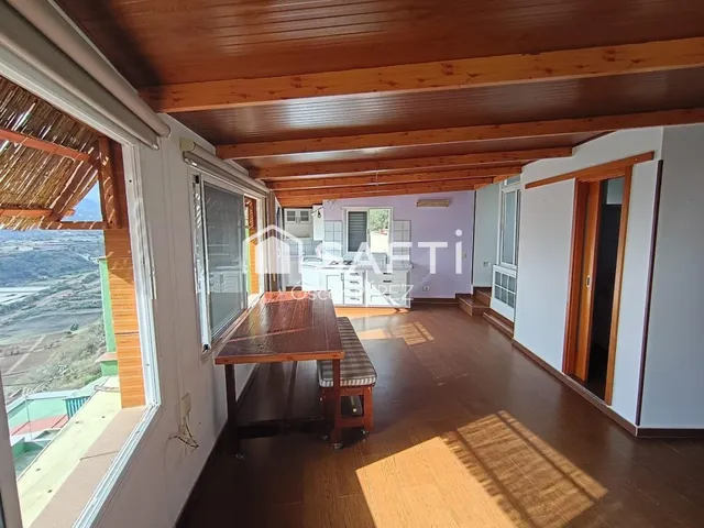 Casa terrera de 4 niveles con gran potencial — 25