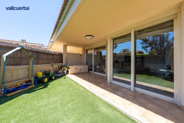 CASA ESQUINERA EN RESIDENCIAL AIGÜESVERDS DE REUS — 11