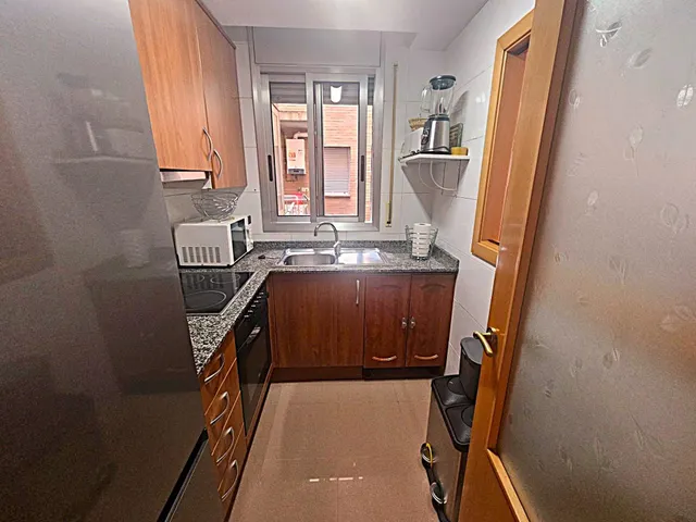 Moderno Apartamento Seminuevo en Balafia, Lleida — 6