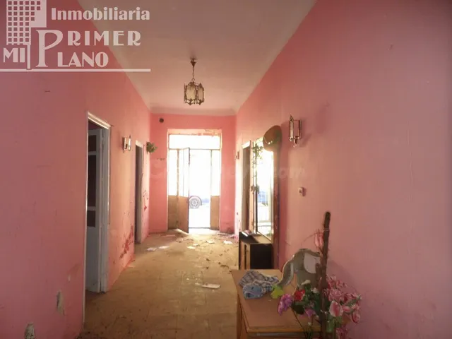 CASA DE PLANTA BAJA JUNTO AL CENTRO DE ARGAMASILLA DE ALBA C