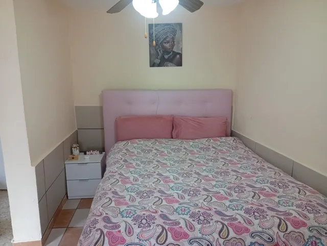 Casa de planta baja con buhardilla y patio en Alía — 10
