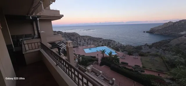 Espectacular Apartamento de Lujo en Primera Línea con Vistas al Mar en la exclusiva Urbanización Isla del Fraile Águilas — 4