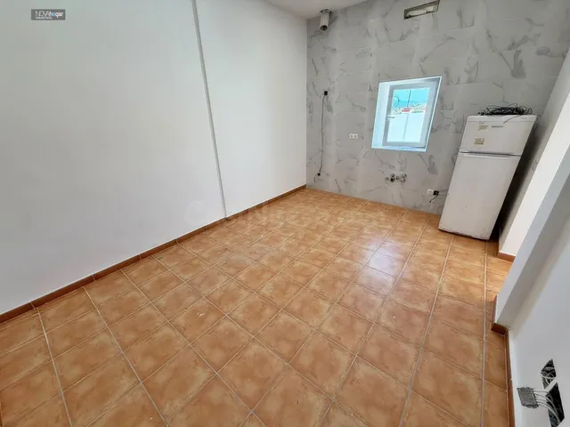 EXCLUSIVO PISO PLANTA BAJA REFORMADO - foto 2