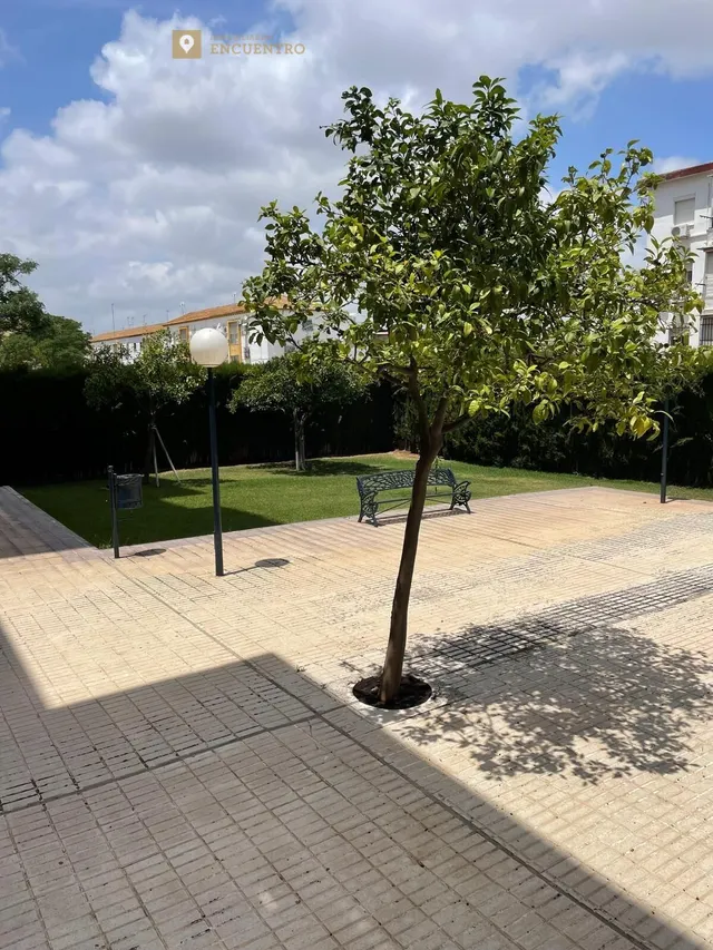 Piso con patio en tiro de línea — 14