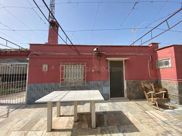 Se vende cortijo a distancia de a pie al pueblo — 3