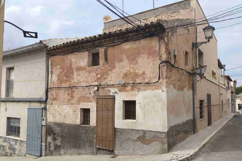 Casa de pueblo en Venta en Pinoso Alicante