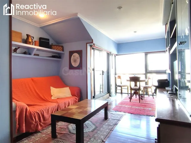 Piso de 2 habitaciones con terraza, garaje y trastero en Pon - foto 5