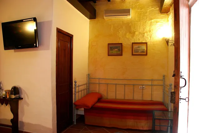 AGROTURISMO A LA VENTA EN SANT CLIMENT — 37