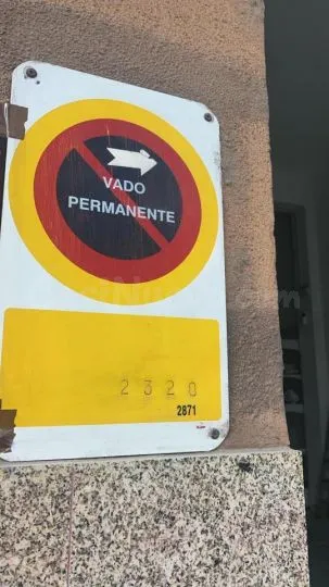Amplio local con posibilidad de garaje o vivienda a la venta