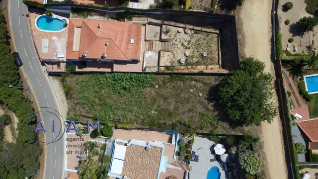 Parcela para construïr una casa de 680m2 con vistas al mar — 6