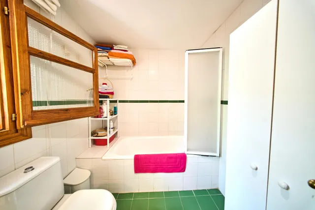 Impresionante chalet de 4 habitaciones con piscina de 86 m3 totalmente despejada — 36