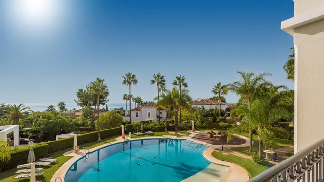 Apartamento de lujo reformado de 3 dormitorios y 2 baños con vistas al mar. Sierra Blanca — 18