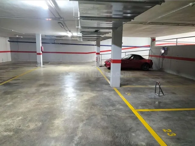 Garaje en venta en poligono Paterna - foto 4