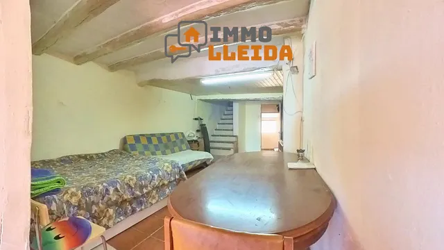 OPORTUNIDAD Casa en La Granadella con patio — 21