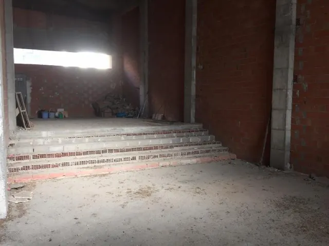 Local comercial en esquina frente al Ayuntamiento de El Campello — 10