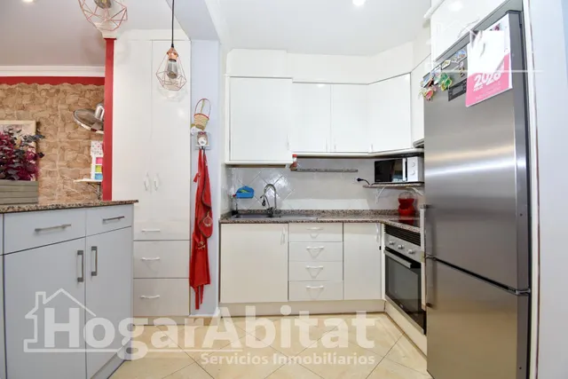 Inmejorable ubicación en pleno centro y vistas despejadas en este ático dúplex exterior con terraza — 9