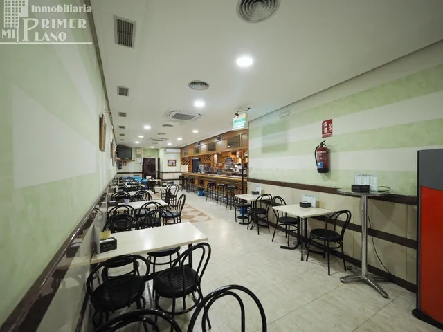 Amplio Local Comercial en Calle Don Victor Peñasco, Tomelloso - €500.000 — 2