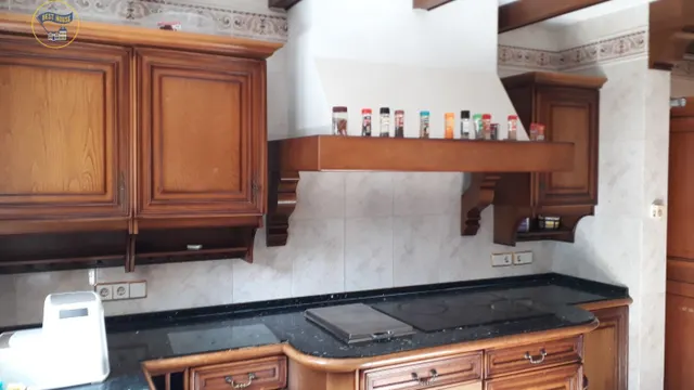EXCELENTE VILLA PARA REHABILITAR EN CABOPINO — 33