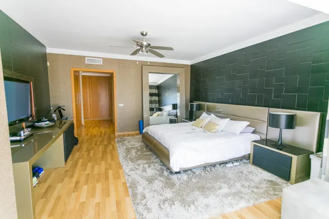 Precioso y lujoso apartamento con vistas al mar en Monte paraíso, en la Milla de Oro. Marbella — 16