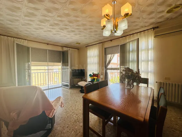 Casa con gran almacén - foto 5