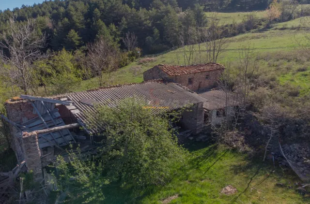 Gran finca con casa a rehabilitar — 4