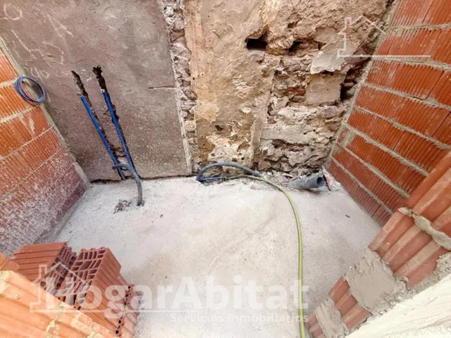 Casa semireformada con terraza y garaje — 16