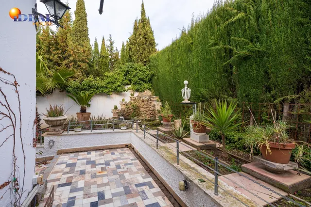 Magnifico chalet independiente en Colinas Bermejas. — 10