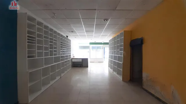 LOCAL COMERCIAL SITO EN EL COUTO, CERCA DE FÁTIMA. - foto 4