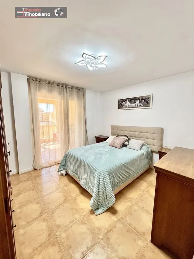 PISO CON ESPECTACULAR TERRAZA — 14