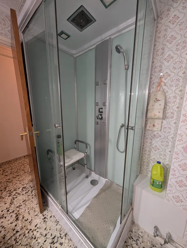 4 DORMITORIOS ,,, PISO ,, CERCA DE LA UNIVERSIDAD — 19