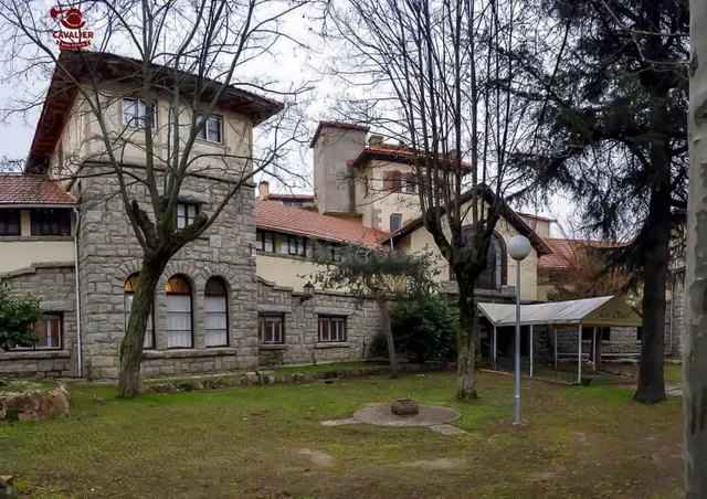 Espectacular edificio histórico de 3.668m2 construido en 191