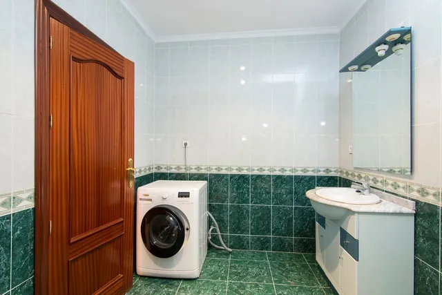 Casa en Huétor Santillán — 35