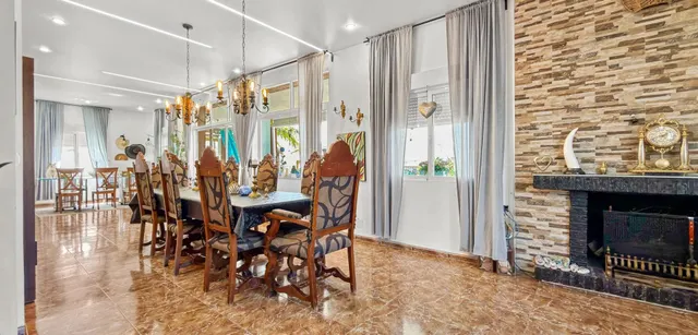 Villa 7 habitaciones 480m² en venta - Centro de la Ciudad Quesada — 14
