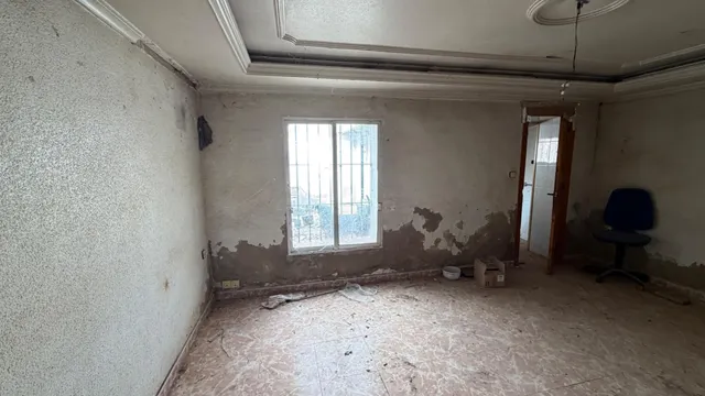 Venta de casa de campo con terreno en Baños y Mendigo. — 30