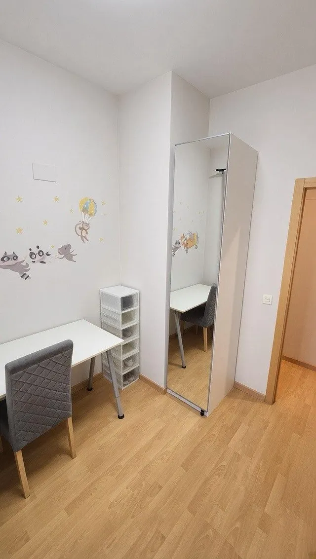 Piso 4 habitaciones 106m² en venta - Núcleo Urbano — 10