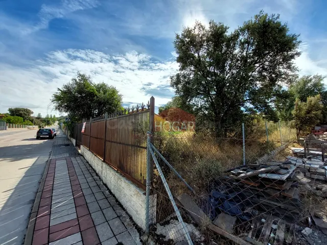 PARCELA EN EL TÉRMINO DE MAELLO, URBANIZACIÓN DE LA FONTANIL