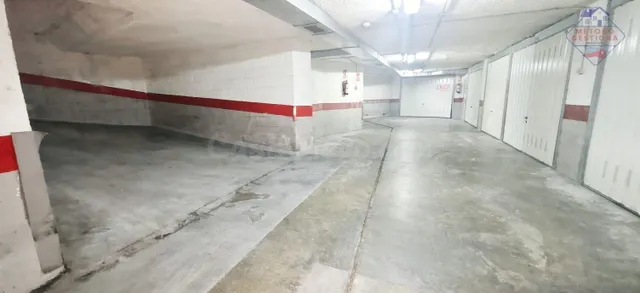 Garaje cerrado en venta en Torrelavega - foto 2