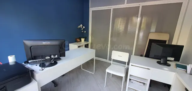 Oficina 236m² en venta - Garbinet-Parque de las Avenidas - foto 3